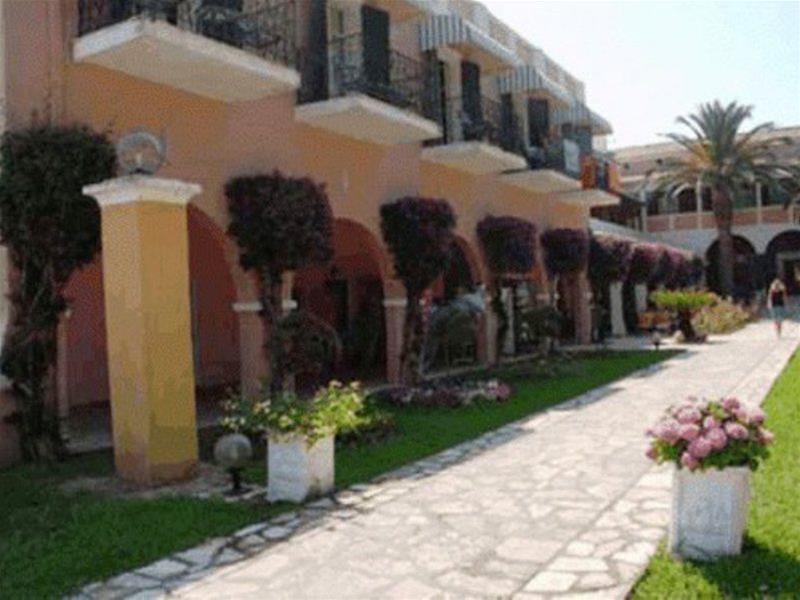 אצ'ארבי Ionian Princess Suites Hotel מראה חיצוני תמונה