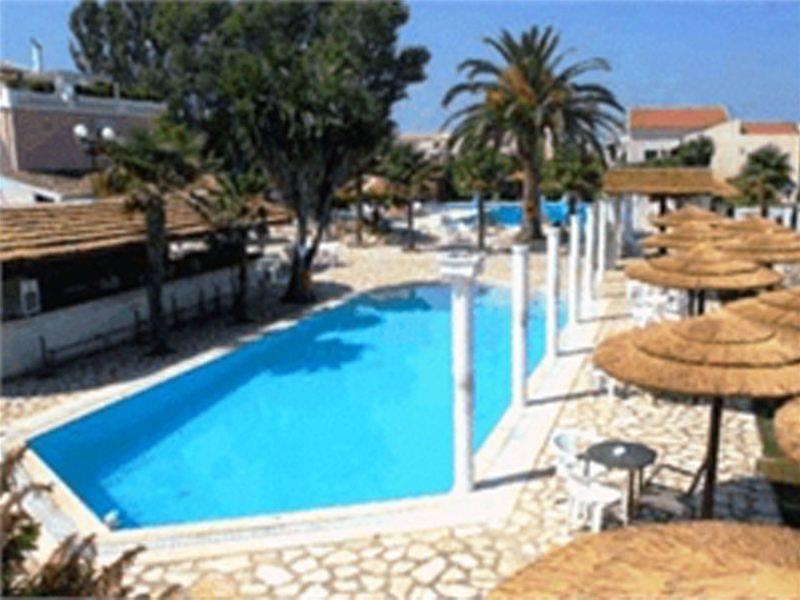אצ'ארבי Ionian Princess Suites Hotel מראה חיצוני תמונה