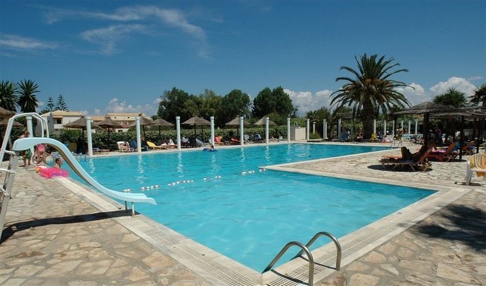 אצ'ארבי Ionian Princess Suites Hotel מראה חיצוני תמונה