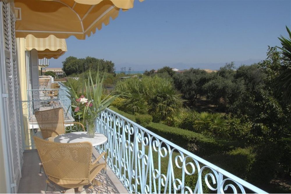 אצ'ארבי Ionian Princess Suites Hotel מראה חיצוני תמונה