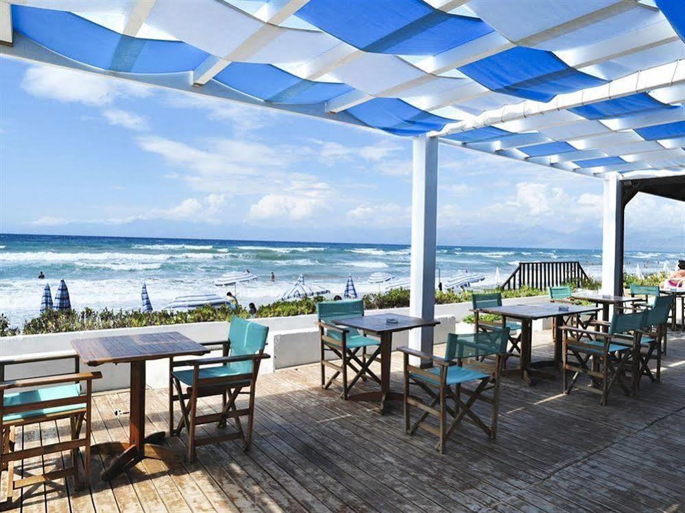 אצ'ארבי Ionian Princess Suites Hotel מראה חיצוני תמונה