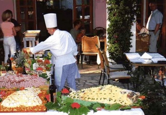 אצ'ארבי Ionian Princess Suites Hotel מראה חיצוני תמונה