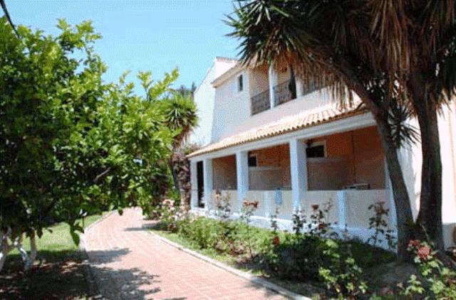 אצ'ארבי Ionian Princess Suites Hotel מראה חיצוני תמונה