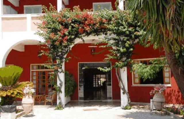 אצ'ארבי Ionian Princess Suites Hotel מראה חיצוני תמונה